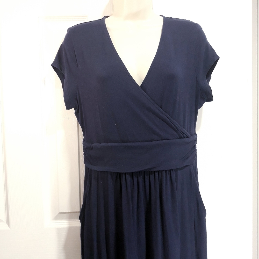 Boden Navy Wrap Midi Dress Short Sleeve Lightweight Size 10 Petite - Picture 2 of 13